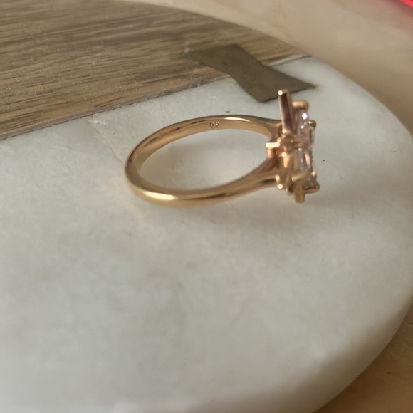 Swarovski Symbolic ring
Star, White, Rose gold-tone plated
Size 7 - Picture 3 of 5